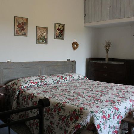 Il Casale Bed & Breakfast Poggibonsi Bagian luar foto