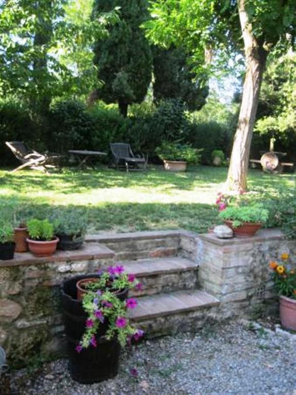 Il Casale Bed & Breakfast Poggibonsi Bagian luar foto