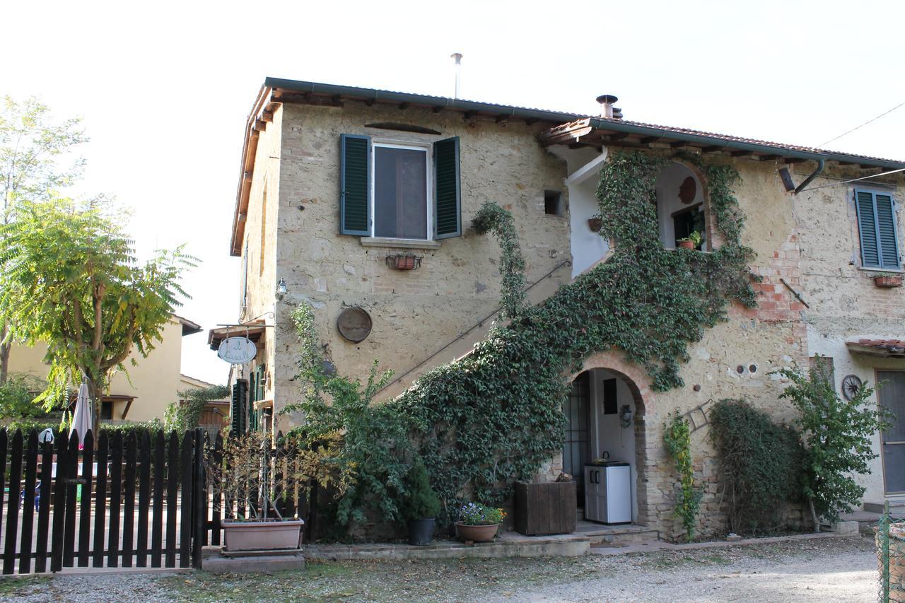 Il Casale Bed & Breakfast Poggibonsi Bagian luar foto