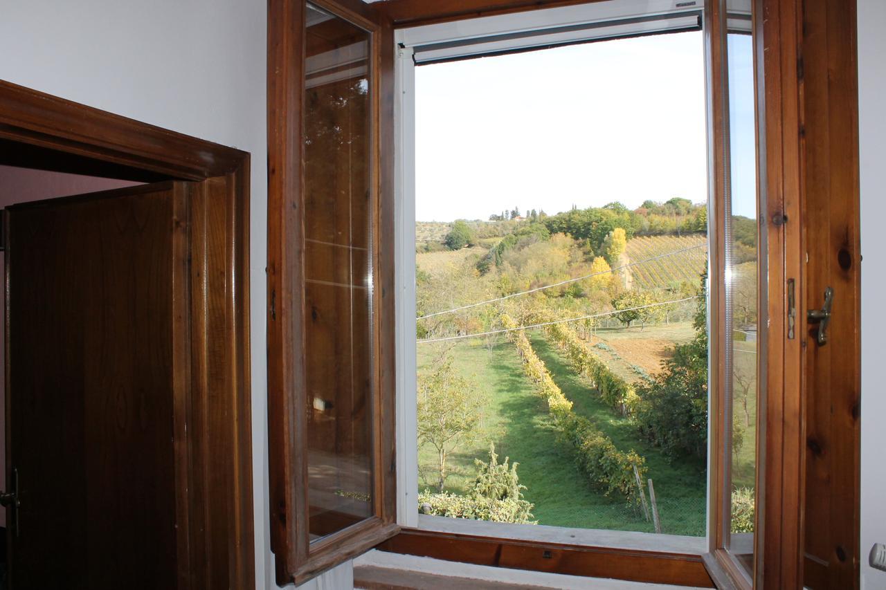 Il Casale Bed & Breakfast Poggibonsi Bagian luar foto